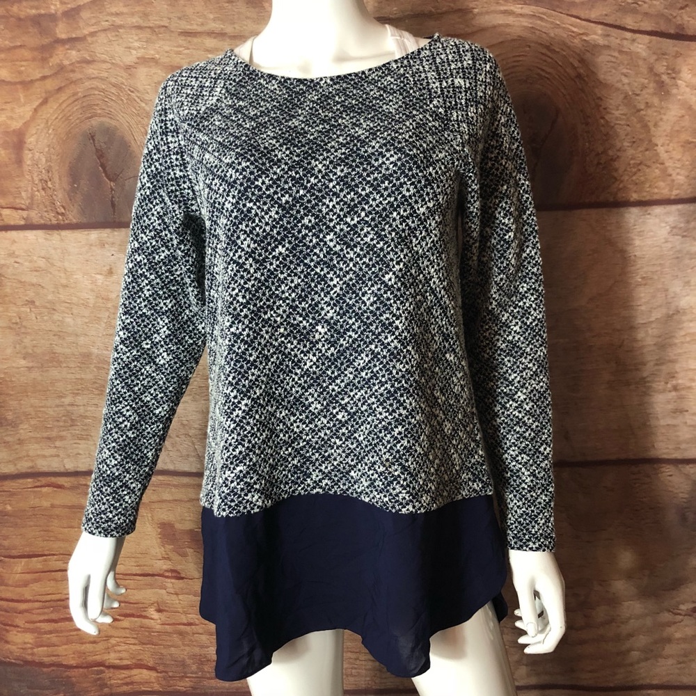 Two by Vince Camuto Top Women’s Size Small